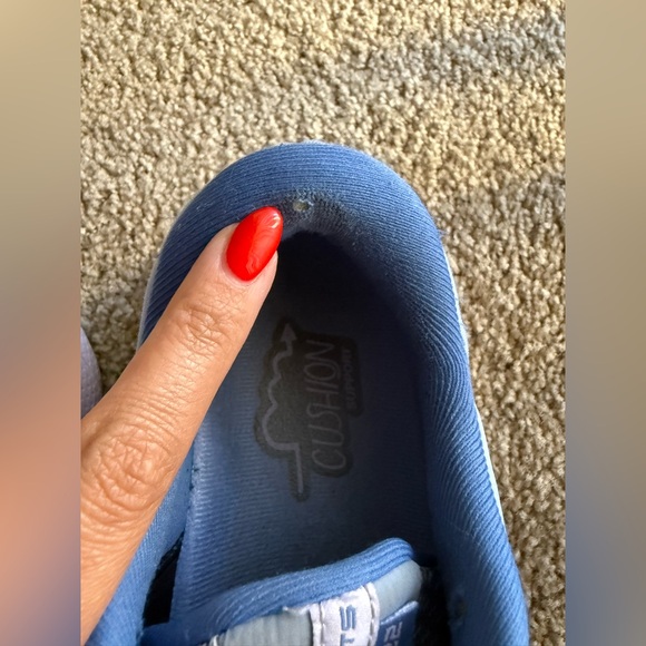 Brooks Adrenaline GTS 22 - Picture 3 of 11